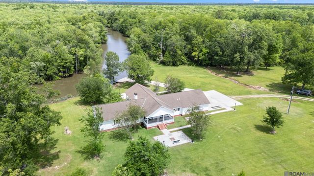 20605 Bretz Rd, Springfield, LA 70462