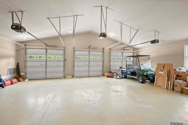 20605 Bretz Rd, Springfield, LA 70462