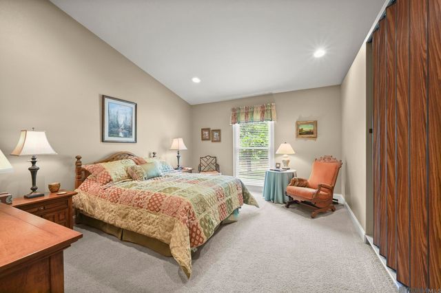 20605 Bretz Rd, Springfield, LA 70462