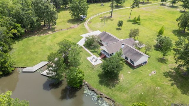 20605 Bretz Rd, Springfield, LA 70462