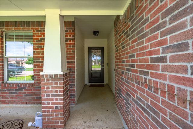 129 Rustic Colony Lane, Dickinson, TX 77539