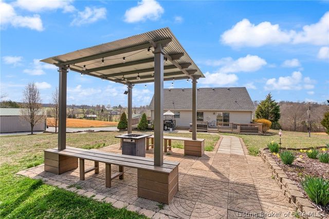 1236 Walts Road, Georgetown, IN 47122
