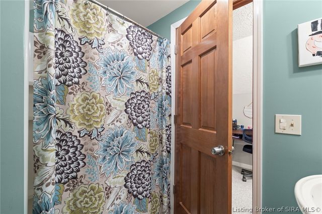 1236 Walts Road, Georgetown, IN 47122