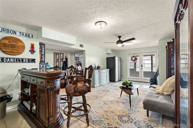 1236 Walts Road, Georgetown, IN 47122