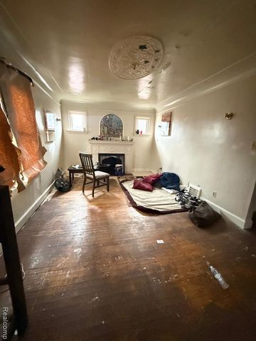 13324 Camden Street, Detroit, MI 48213