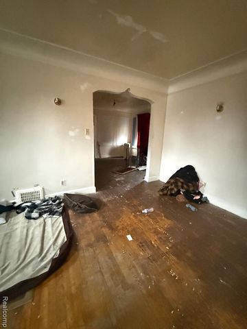 13324 Camden Street, Detroit, MI 48213