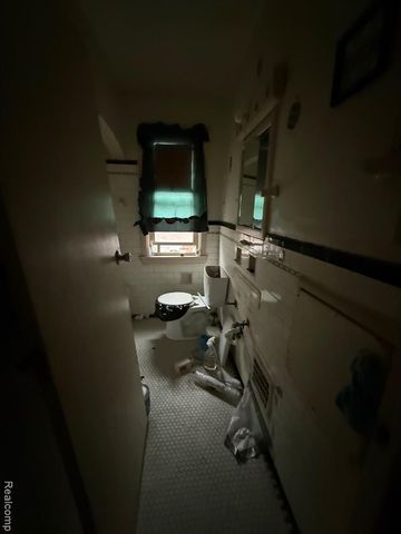 13324 Camden Street, Detroit, MI 48213