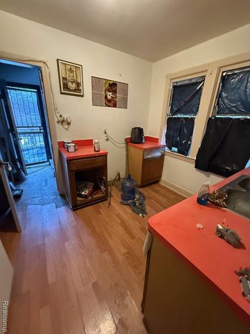 13324 Camden Street, Detroit, MI 48213