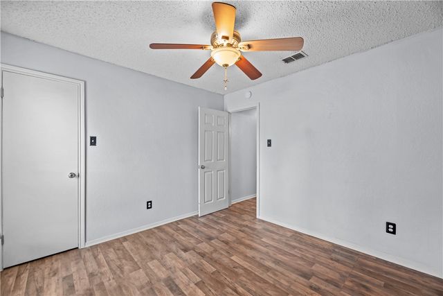 7234 Diamond Ridge Dr, Corpus Christi, TX 78413