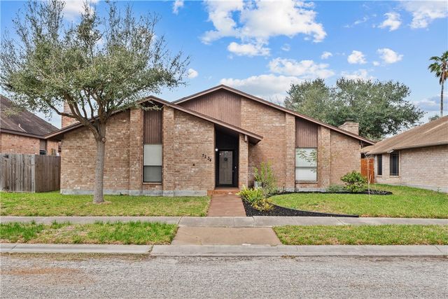 7234 Diamond Ridge Dr, Corpus Christi, TX 78413