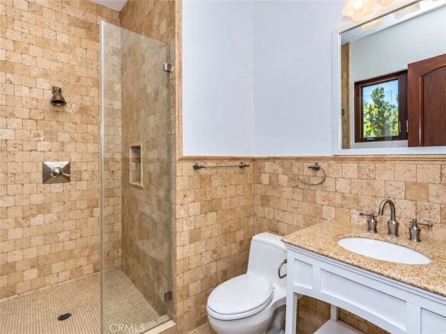 5427 Genesta, Encino, CA 91316
