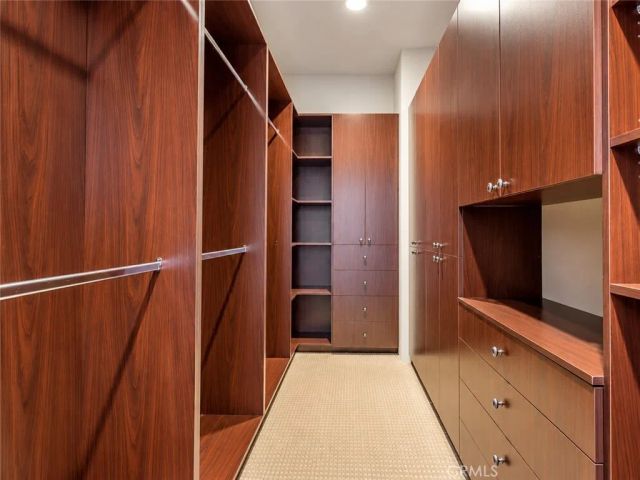 5427 Genesta, Encino, CA 91316