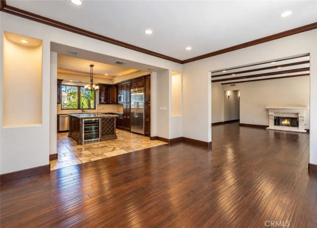 5427 Genesta, Encino, CA 91316