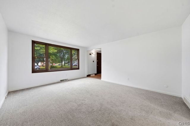 211 Marine Drive, Amherst, NY 14228