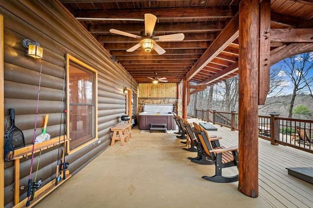 76 Fish Trap Road, Blue Ridge, GA 30513