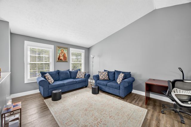 2677 Larch Court, Covington, KY 41017
