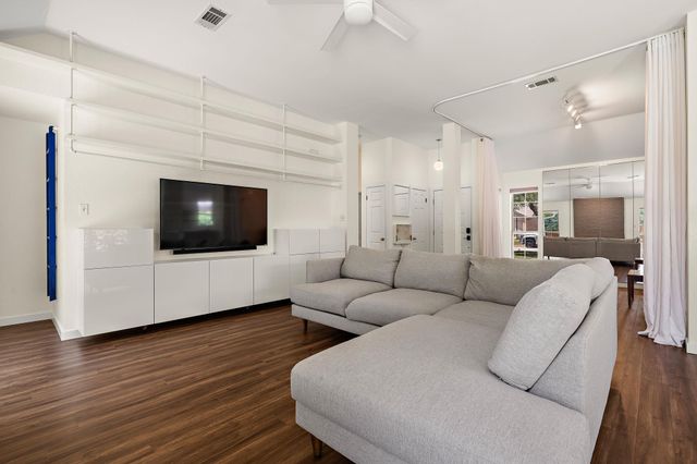 2305 Willow WAY, Round Rock, TX 78664