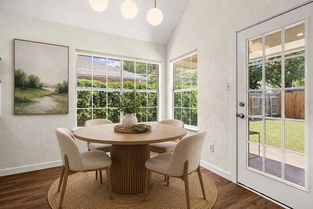 2305 Willow WAY, Round Rock, TX 78664