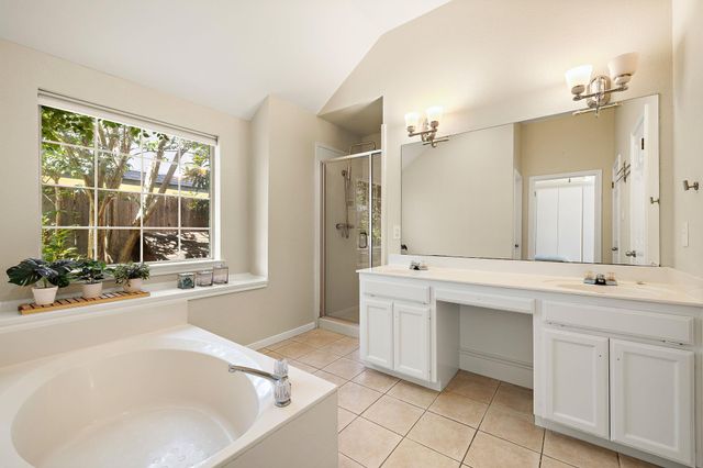 2305 Willow WAY, Round Rock, TX 78664