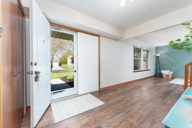 6727 Robison Lane, Pittsfield Charter Twp, MI 48176