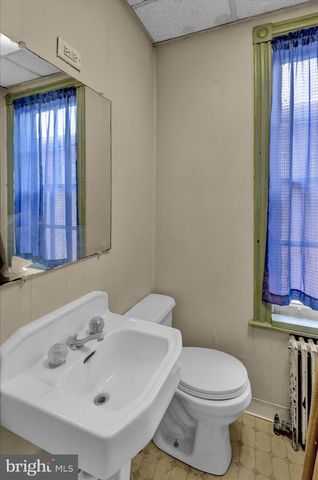 129 POPLAR ST, Reading, PA 19601