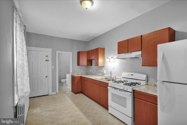 129 POPLAR ST, Reading, PA 19601