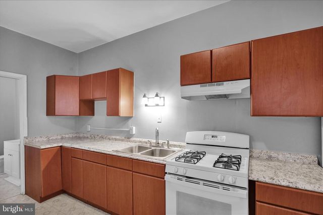 129 POPLAR ST, Reading, PA 19601