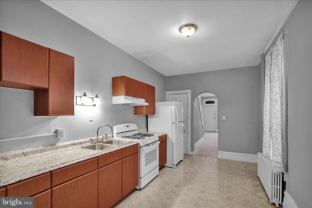 129 POPLAR ST, Reading, PA 19601