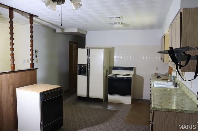 4219 Old State Road, De Soto, MO 63020
