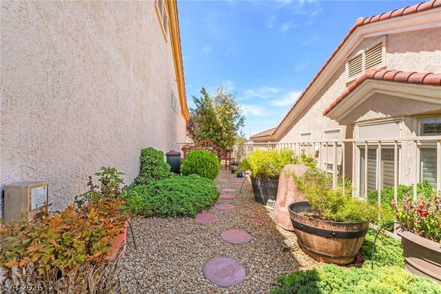 2948 Darby Falls Drive, Las Vegas, NV 89134