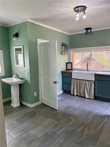 2128 County Road 329, Eureka Springs, AR 72632