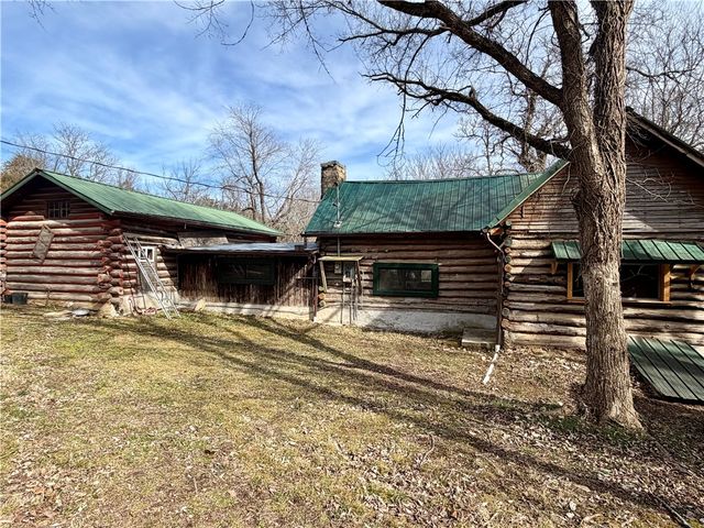 2128 County Road 329, Eureka Springs, AR 72632