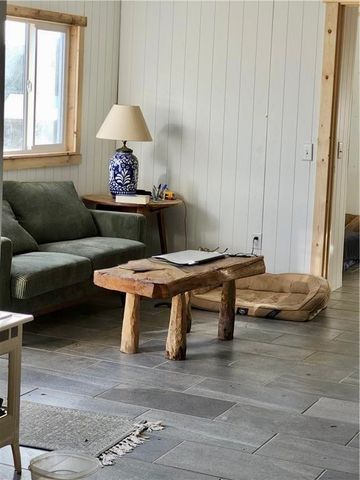 2128 County Road 329, Eureka Springs, AR 72632