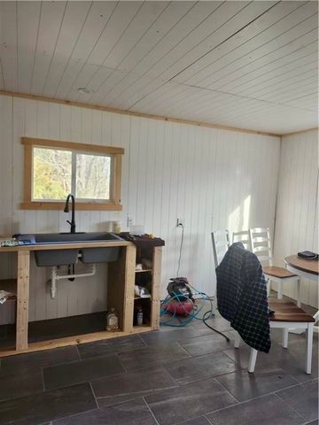 2128 County Road 329, Eureka Springs, AR 72632