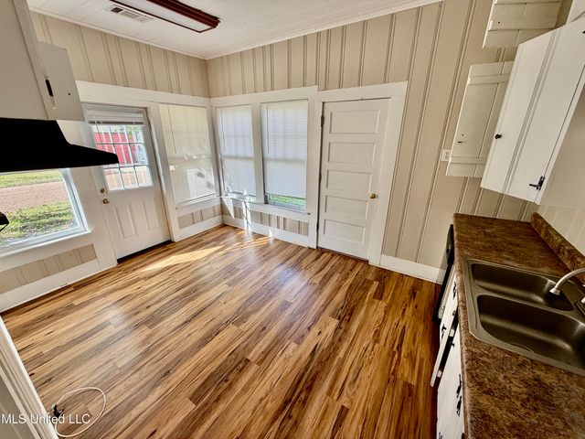 323 S Ruby Avenue, Ruleville, MS 38771