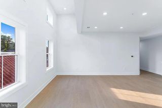 1109 FERN ST NW #301, Washington, DC 20012