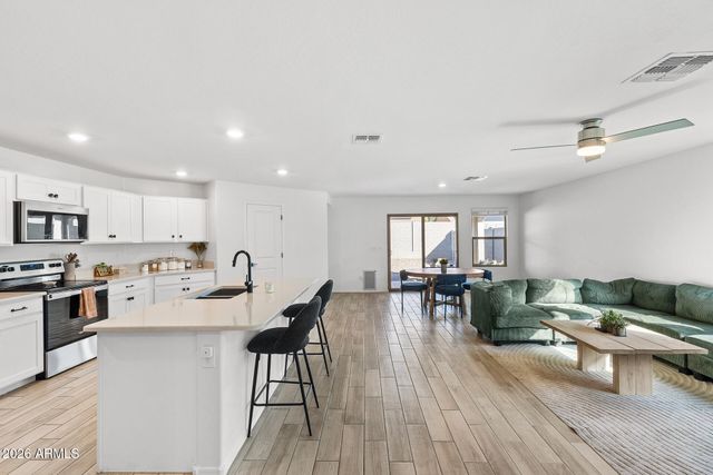 516 E MOUNTAIN VIEW Drive, Avondale, AZ 85323