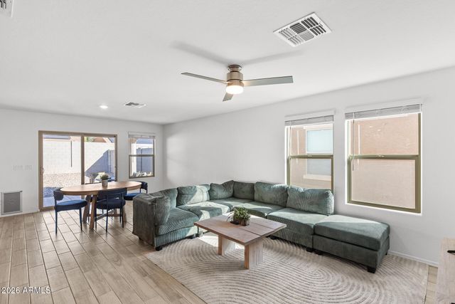 516 E MOUNTAIN VIEW Drive, Avondale, AZ 85323