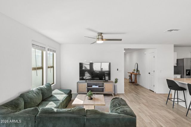 516 E MOUNTAIN VIEW Drive, Avondale, AZ 85323