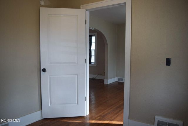 824 N University Avenue, Toledo, OH 43607