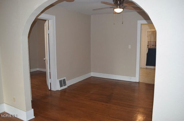 824 N University Avenue, Toledo, OH 43607