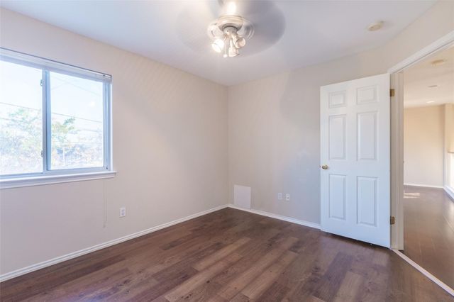 7700 Portland TRL, Austin, TX 78729