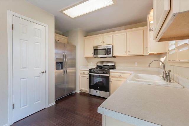 7700 Portland TRL, Austin, TX 78729