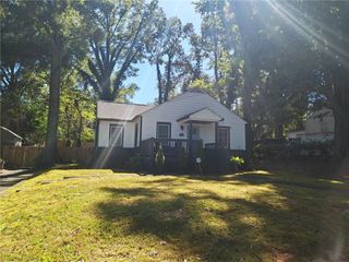 482 Freyer NE Drive, Marietta, GA 30060