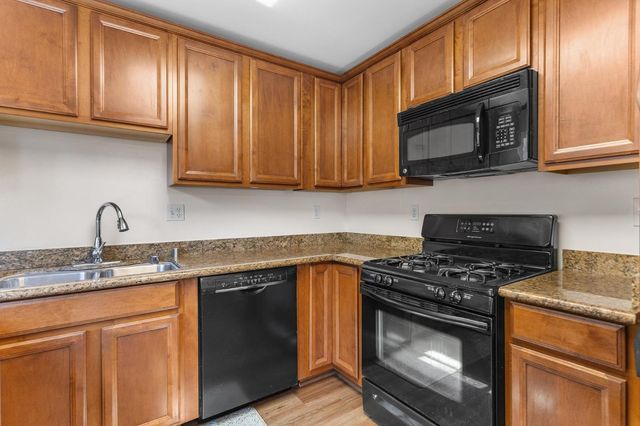 843 Larch Avenue, South San Francisco, CA 94080