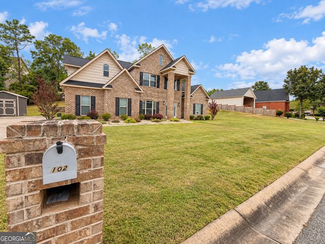 102 Timber Ridge Circle, Byron, GA 31008
