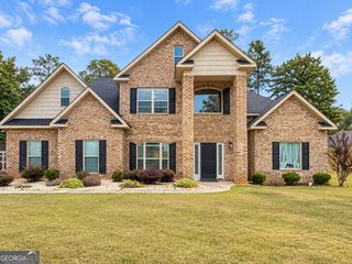 102 Timber Ridge Circle, Byron, GA 31008