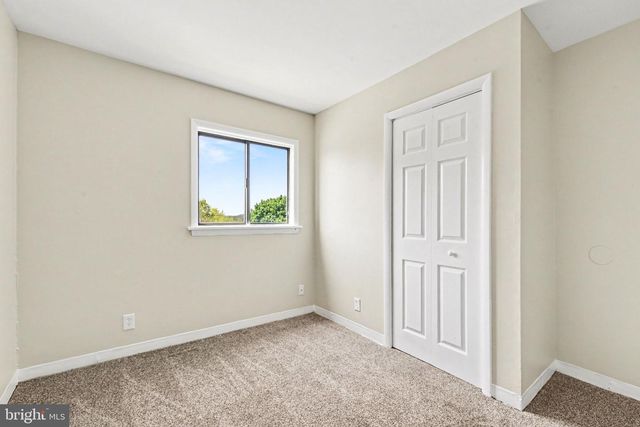 533 SAINT MARYS DR, Steelton, PA 17113