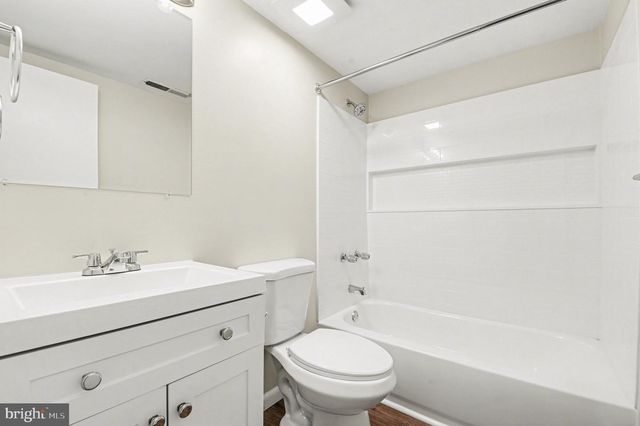 533 SAINT MARYS DR, Steelton, PA 17113