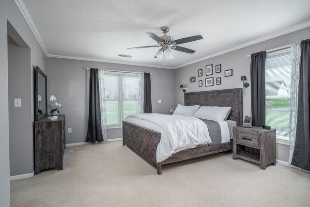 76 Parkview Drive, Eldridge, IA 52748